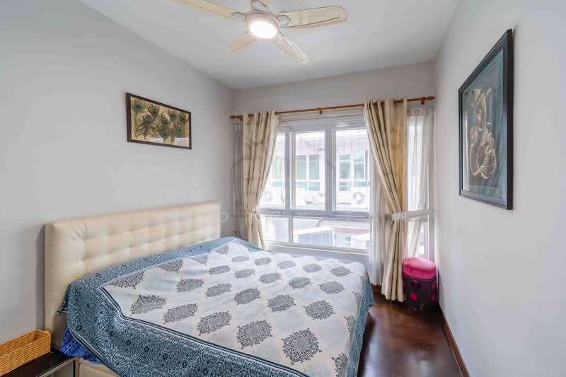 Summer Gardens, Upper Changi Road East, 5 Bedrooms, 3,024 sqft, Terraced House For Sale, by Timothy Tan, 500200020 - Bedroom - PropertyGuru.com.sg