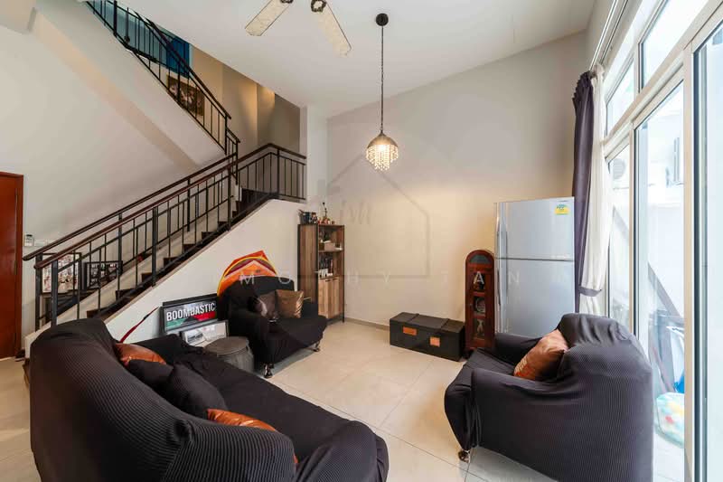 Summer Gardens, Upper Changi Road East, 5 Bedrooms, 3,024 sqft, Terraced House For Sale, by Timothy Tan, 500200020 - Living Room - PropertyGuru.com.sg