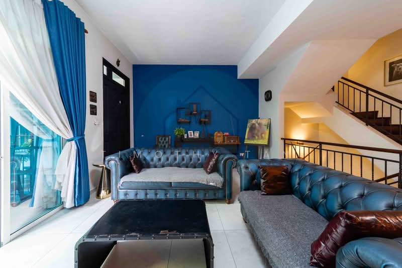 Summer Gardens, Upper Changi Road East, 5 Bedrooms, 3,024 sqft, Terraced House For Sale, by Timothy Tan, 500200020 - Living Room - PropertyGuru.com.sg