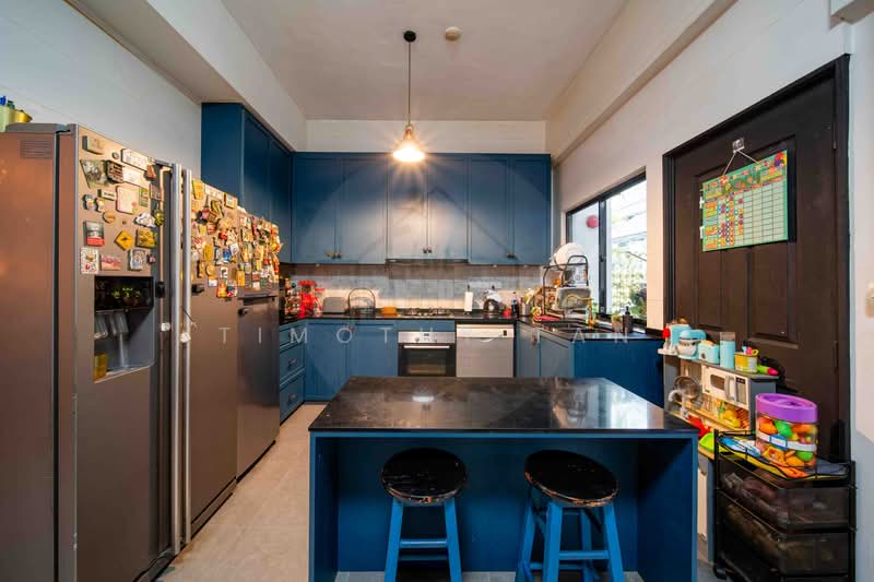 Summer Gardens, Upper Changi Road East, 5 Bedrooms, 3,024 sqft, Terraced House For Sale, by Timothy Tan, 500200020 - Kitchen - PropertyGuru.com.sg