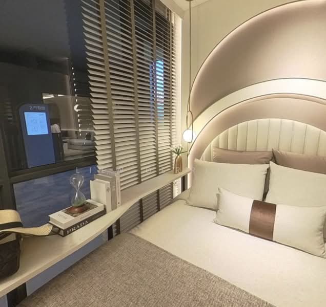 Norwood Grand, 10 Champions Way, 4 Bedrooms, 1,313 sqft, Condominium For Sale, by Liew Derrick, 500200029 - Bedroom - PropertyGuru.com.sg