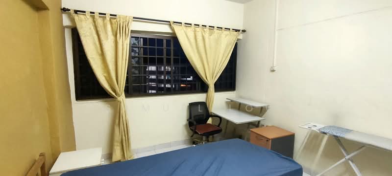 268 Tampines Street 21, 268 Tampines Street 21, Room Rental, 100 sqft, HDB Flat For Rent, by Samuel Low, 500200030 - Bedroom - PropertyGuru.com.sg