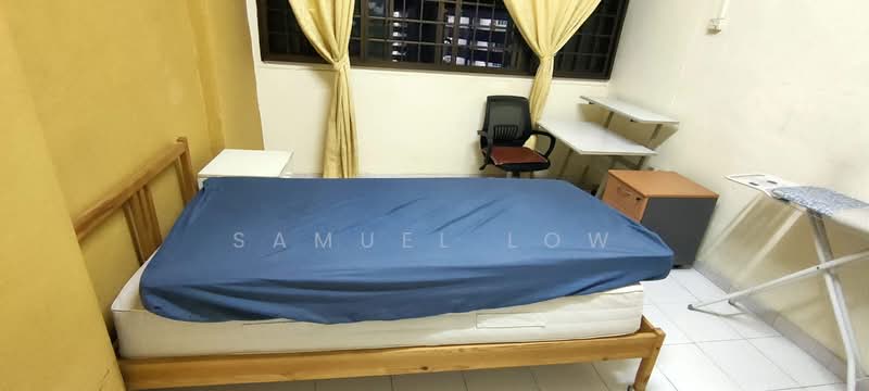 268 Tampines Street 21, 268 Tampines Street 21, Room Rental, 100 sqft, HDB Flat For Rent, by Samuel Low, 500200030 - Bedroom - PropertyGuru.com.sg