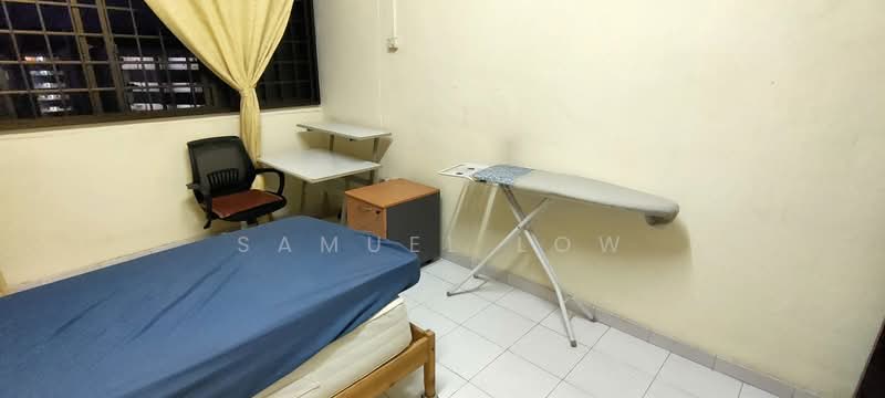 268 Tampines Street 21, 268 Tampines Street 21, Room Rental, 100 sqft, HDB Flat For Rent, by Samuel Low, 500200030 - Bedroom - PropertyGuru.com.sg