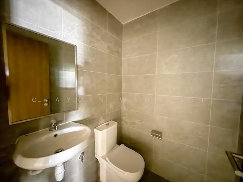 Stellar @ Tampines, 12 Tampines North Drive 4, Pasir Ris / Tampines, 1,786 sqft, Factory / Workshop (B2) For Rent, by Graycin Wang Wei Ru, 500200034 - Bathroom - CommercialGuru.com.sg