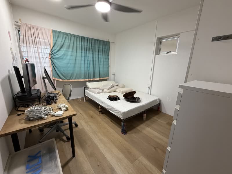 87 Redhill Close, 87 Redhill Close, 3 Bedrooms, 1,470 sqft, HDB Flat For Rent, by Mun Kit Yuen, 500200044 - Bedroom - PropertyGuru.com.sg