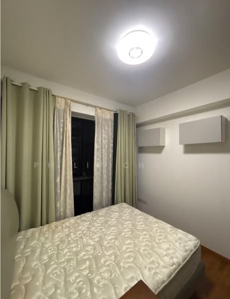 Sims Urban Oasis, 10 Sims Drive, 2 Bedrooms, 667 sqft, Condominium For Sale, by Philip Chong, 500200048 - Bedroom - PropertyGuru.com.sg