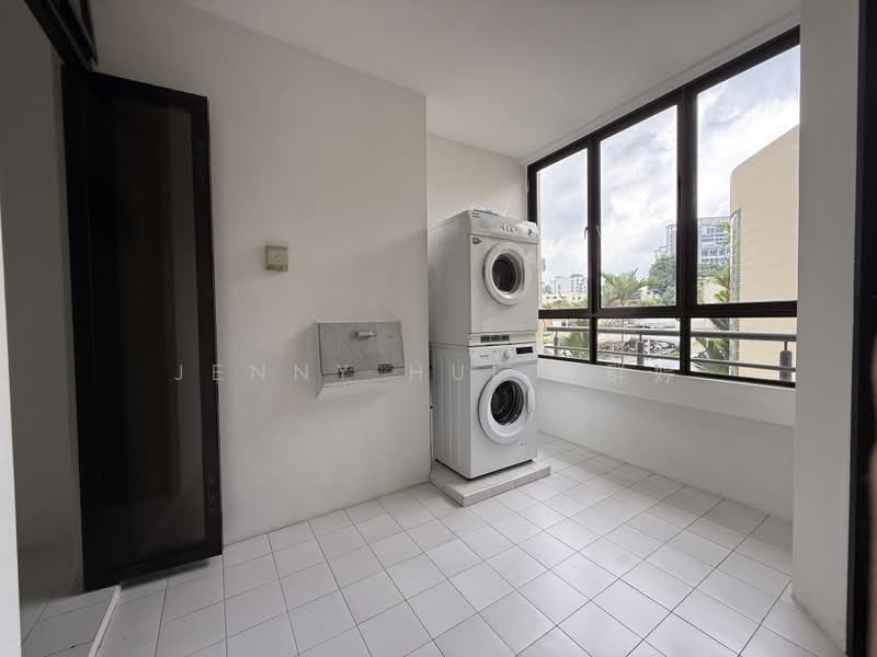 The Balmoral, 14 Balmoral Park, 4 Bedrooms, 3,305 sqft, Condominium For Rent, by Jenny Hui 许群婷, 500200053 - Balcony - PropertyGuru.com.sg