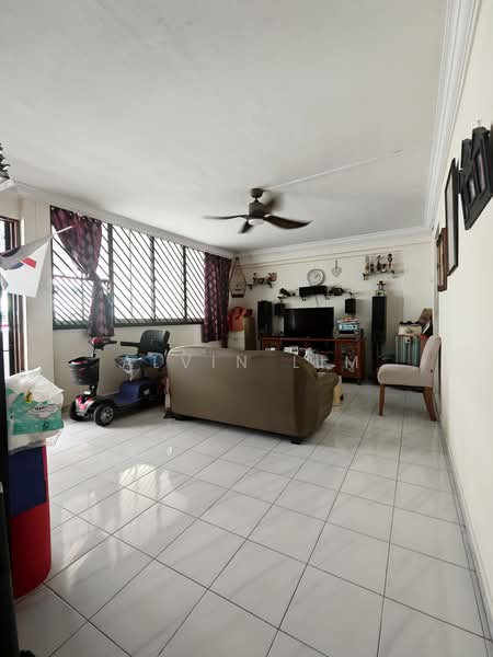 458 Tampines Street 42, 458 Tampines Street 42, 3 Bedrooms, 904 sqft, HDB Flat For Sale, by Alvin Lim, 500200059 - Living Room - PropertyGuru.com.sg