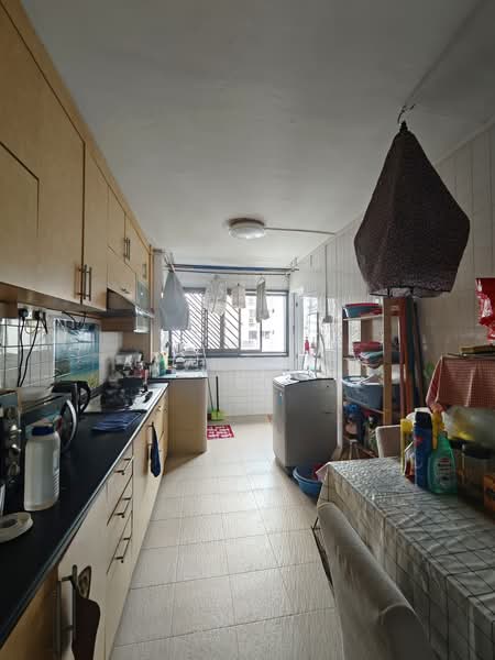 458 Tampines Street 42, 458 Tampines Street 42, 3 Bedrooms, 904 sqft, HDB Flat For Sale, by Alvin Lim, 500200059 - Kitchen - PropertyGuru.com.sg