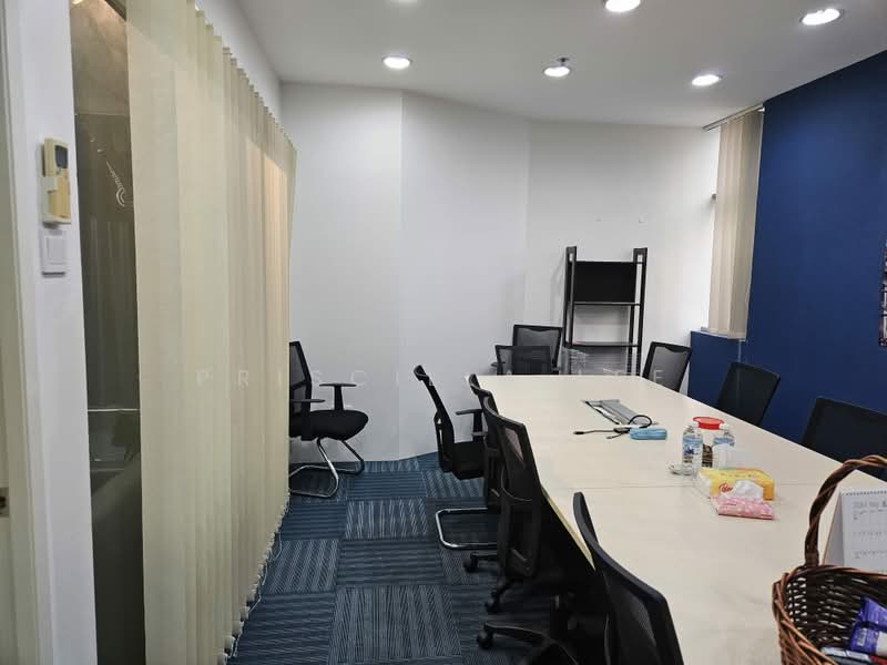 Wcega Tower, 21 Bukit Batok Crescent, 2,347 sqft, Light Industrial (B1) For Rent, by Priscilla Lee, 500200062 - Interior - CommercialGuru.com.sg