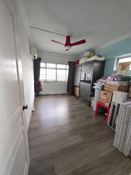 809 Woodlands Street 81, 809 Woodlands Street 81, 3 Bedrooms, 1,356 sqft, HDB Flat For Sale, by Hayden Ang W.K - 伟杰, 500200072 - Bedroom - PropertyGuru.com.sg