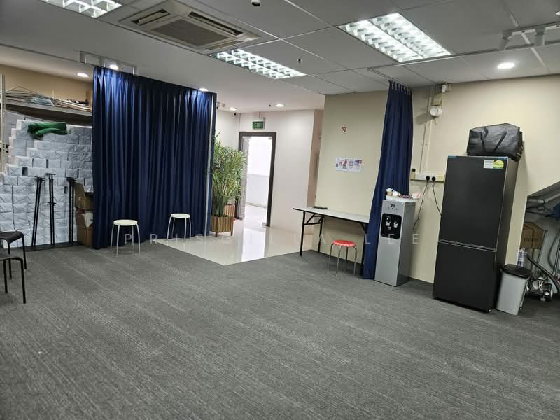 Wcega Tower, 21 Bukit Batok Crescent, 1,173 sqft, Light Industrial (B1) For Rent, by Priscilla Lee, 500200078 - Interior - CommercialGuru.com.sg