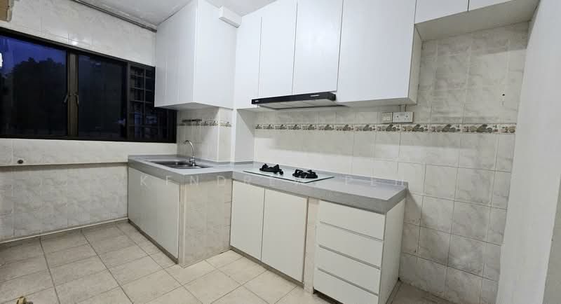 138 Tampines Street 11, 138 Tampines Street 11, 6 Bedrooms, 1,658 sqft, HDB Flat For Sale, by Kendrew Peh, 500200083 - Kitchen - PropertyGuru.com.sg