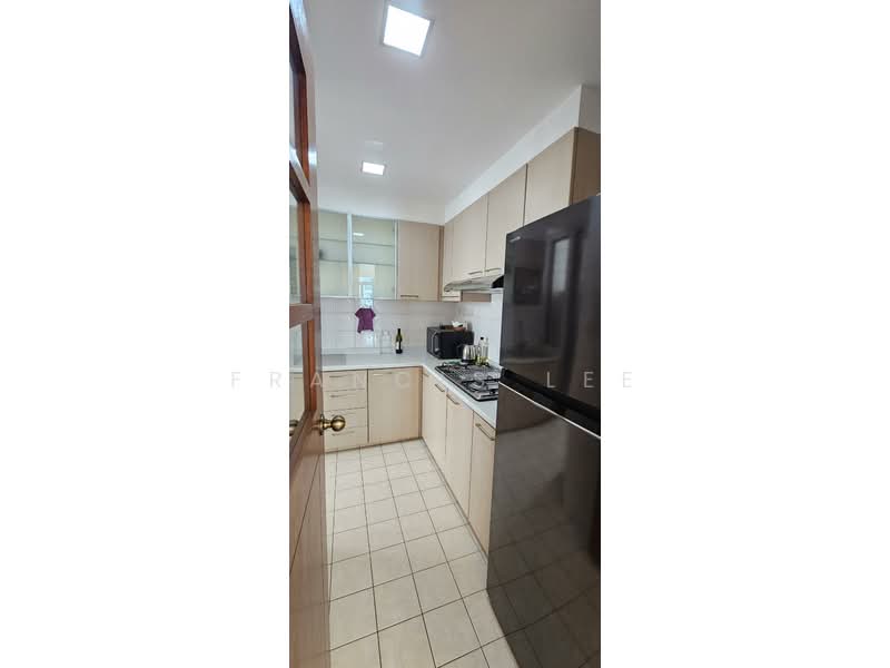 Sanctuary Green, 181 Tanjong Rhu Road, 2 Bedrooms, 775 sqft, Condominium For Sale, by Francis Lee, 500200086 - Kitchen - PropertyGuru.com.sg