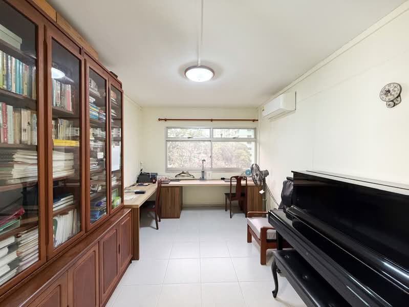 745 Pasir Ris Street 71, 745 Pasir Ris Street 71, 4 Bedrooms, 1,367 sqft, HDB Flat For Sale, by Fion Tan, 500200092 - Study - PropertyGuru.com.sg