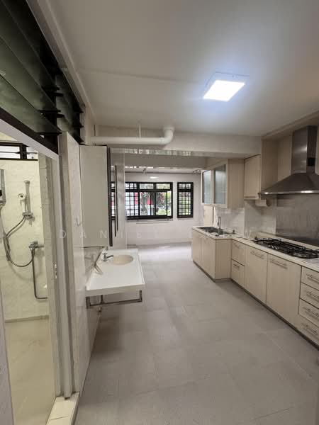 102 Henderson Crescent, 102 Henderson Crescent, Room Rental, 250 sqft, HDB Flat For Rent, by Daniel Liew, 500200096 - Kitchen - PropertyGuru.com.sg