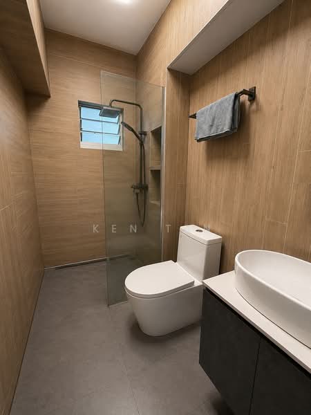 471 Choa Chu Kang Avenue 3, 471 Choa Chu Kang Avenue 3, 4 Bedrooms, 1,302 sqft, HDB Flat For Sale, by Ken Tan, 500200097 - Bathroom - PropertyGuru.com.sg