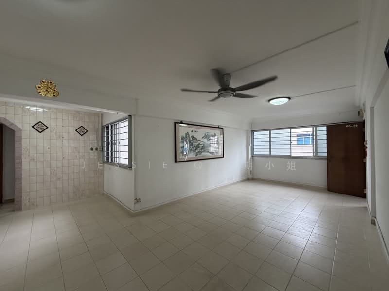 160 Bukit Batok Street 11, 160 Bukit Batok Street 11, 3 Bedrooms, 1,130 sqft, HDB Flat For Sale, by Jessie Qi 期小姐, 500200098 - Living Room - PropertyGuru.com.sg