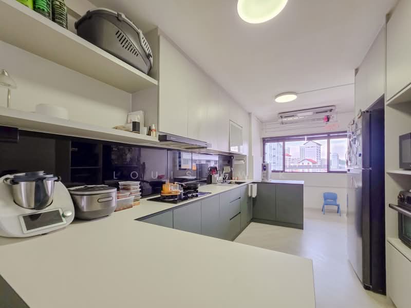 228 Bukit Batok Central, 228 Bukit Batok Central, 2 Bedrooms, 721 sqft, HDB Flat For Sale, by Louis Kwek, 500200099 - Kitchen - PropertyGuru.com.sg