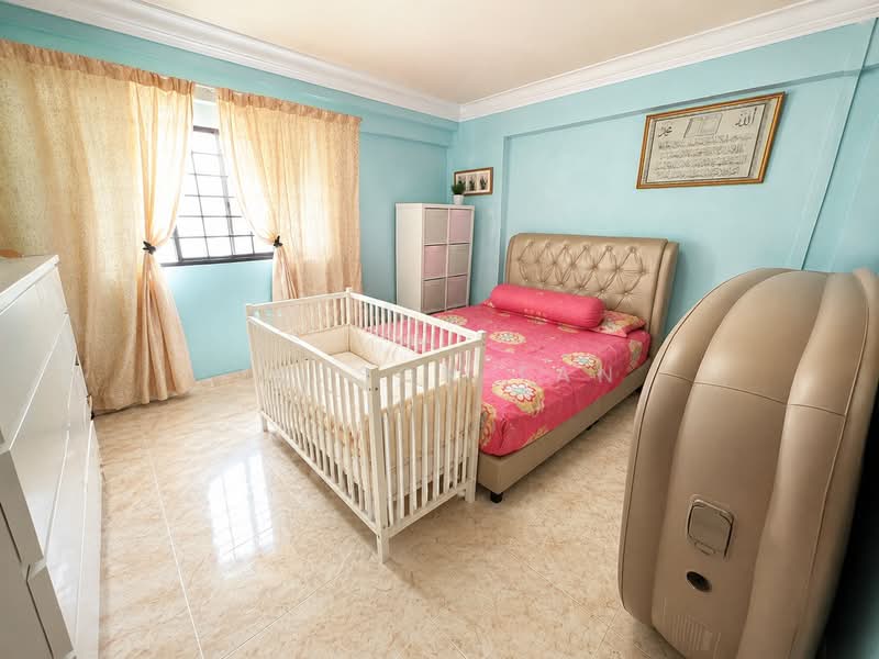 449 Tampines Street 42, 449 Tampines Street 42, 3 Bedrooms, 1,313 sqft, HDB Flat For Sale, by Zedson Tan, 500200102 - Bedroom - PropertyGuru.com.sg