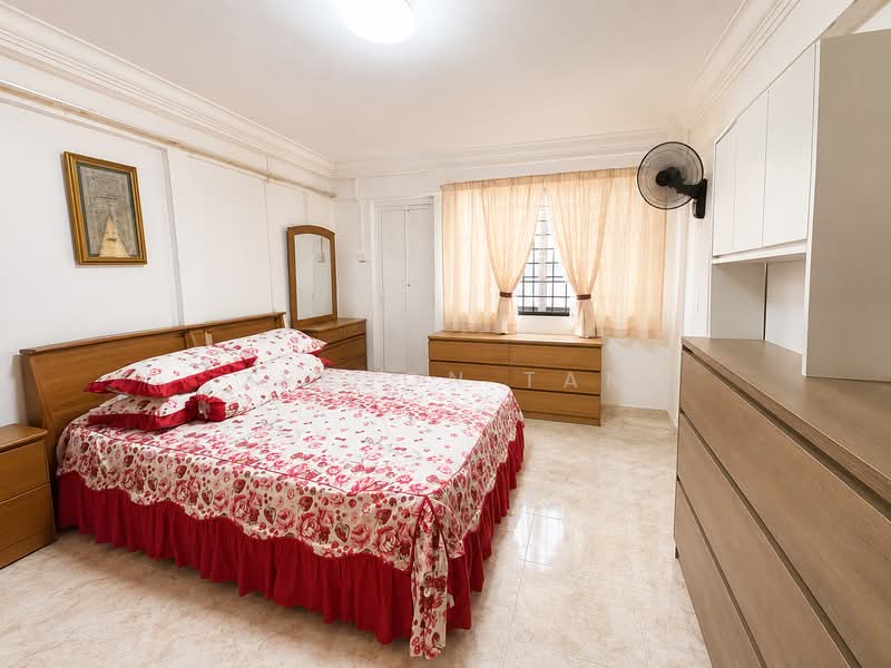 449 Tampines Street 42, 449 Tampines Street 42, 3 Bedrooms, 1,313 sqft, HDB Flat For Sale, by Zedson Tan, 500200102 - Bedroom - PropertyGuru.com.sg