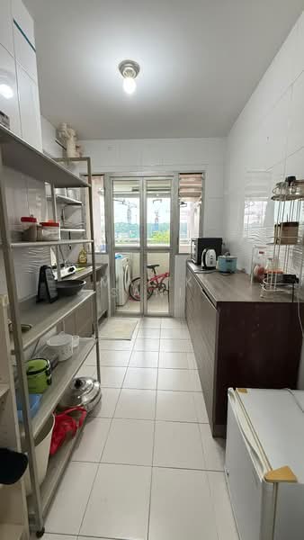 442B Fajar Road, 442B Fajar Road, 2 Bedrooms, 731 sqft, HDB Flat For Sale, by Malik Sani, 500200103 - Kitchen - PropertyGuru.com.sg