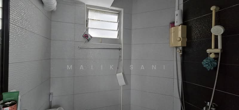 244 Jurong East Street 24, 244 Jurong East Street 24, 2 Bedrooms, 721 sqft, HDB Flat For Rent, by Malik Sani, 500200104 - PropertyGuru.com.sg