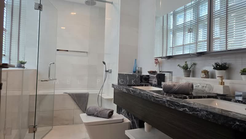 Residences @ Emerald Hill, 119 Emerald Hill Road, 3 Bedrooms, 1,657 sqft, Condominium For Sale, by Mel Peck 白春娇, 500200118 - Bathroom - PropertyGuru.com.sg