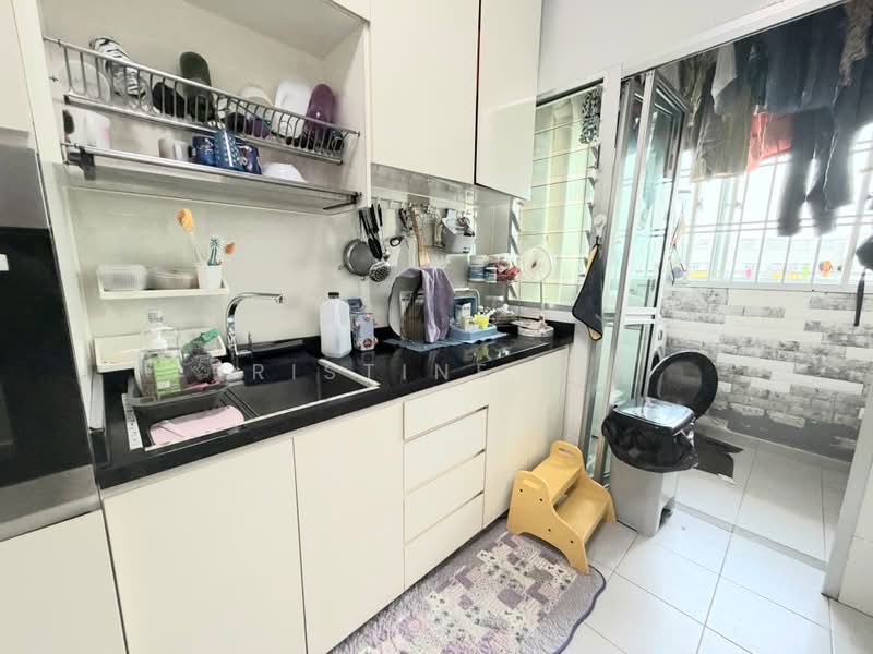 331A Anchorvale Street, 331A Anchorvale Street, 3 Bedrooms, 1,001 sqft, HDB Flat For Sale, by Pristine Lim, 500200125 - Kitchen - PropertyGuru.com.sg