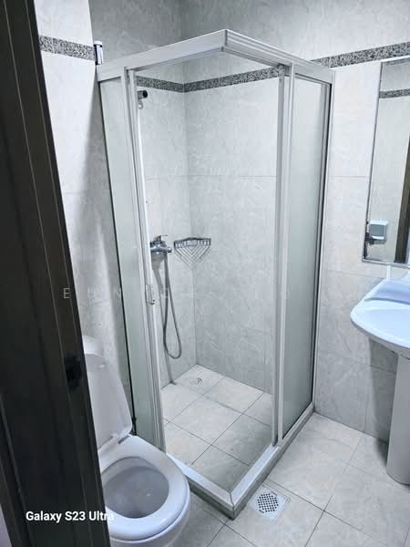 Gerald Mugliston Estate, Gerald Terrace, Buangkok, Fernvale, Sengkang, , Room Rental, 330 sqft, Terraced House For Rent, by Eunice Teo Y N, 500200127 - Bathroom - PropertyGuru.com.sg