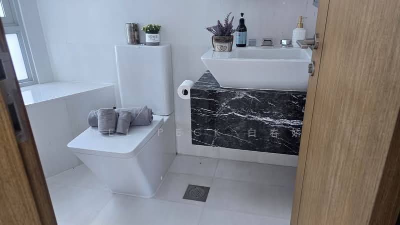 Residences @ Emerald Hill, 119 Emerald Hill Road, 4 Bedrooms, 2,196 sqft, Condominium For Sale, by Mel Peck 白春娇, 500200135 - Bathroom - PropertyGuru.com.sg