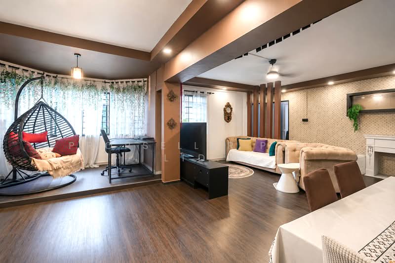 472 Sembawang Drive, 472 Sembawang Drive, 4 Bedrooms, 1,399 sqft, HDB Flat For Sale, by KOH YONG JIAN, 500200136 - Living Room - PropertyGuru.com.sg