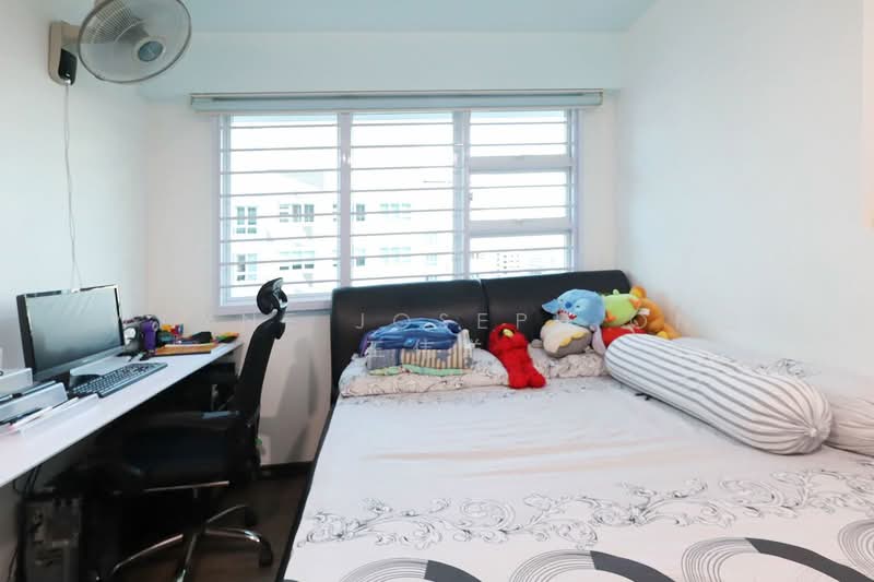 256B Sumang Walk, 256B Sumang Walk, 3 Bedrooms, 1,001 sqft, HDB Flat For Sale, by Wayne Joseph Ong 王伟洋, 500200140 - Bedroom - PropertyGuru.com.sg