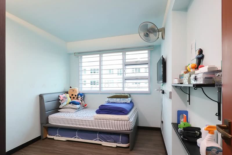 256B Sumang Walk, 256B Sumang Walk, 3 Bedrooms, 1,001 sqft, HDB Flat For Sale, by Wayne Joseph Ong 王伟洋, 500200140 - Bedroom - PropertyGuru.com.sg