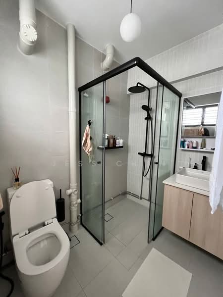 113 Bukit Purmei Road, 113 Bukit Purmei Road, 3 Bedrooms, 1,141 sqft, HDB Flat For Sale, by Jess Chan, 500200147 - Bathroom - PropertyGuru.com.sg