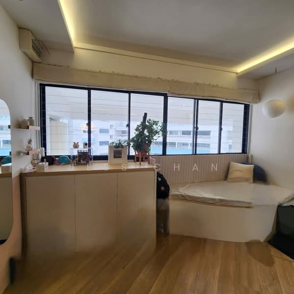 113 Bukit Purmei Road, 113 Bukit Purmei Road, 3 Bedrooms, 1,141 sqft, HDB Flat For Sale, by Jess Chan, 500200147 - Living Room - PropertyGuru.com.sg