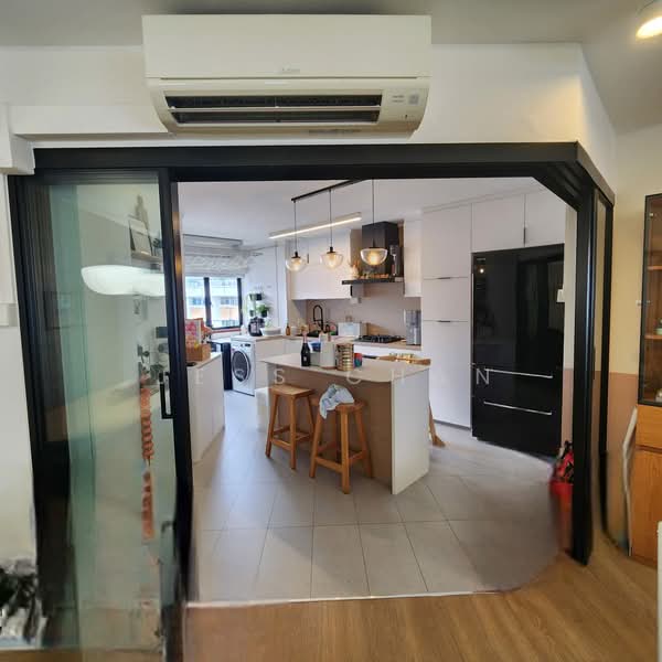 113 Bukit Purmei Road, 113 Bukit Purmei Road, 3 Bedrooms, 1,141 sqft, HDB Flat For Sale, by Jess Chan, 500200147 - Kitchen - PropertyGuru.com.sg