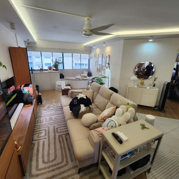 113 Bukit Purmei Road, 113 Bukit Purmei Road, 3 Bedrooms, 1,141 sqft, HDB Flat For Sale, by Jess Chan, 500200147 - Living Room - PropertyGuru.com.sg