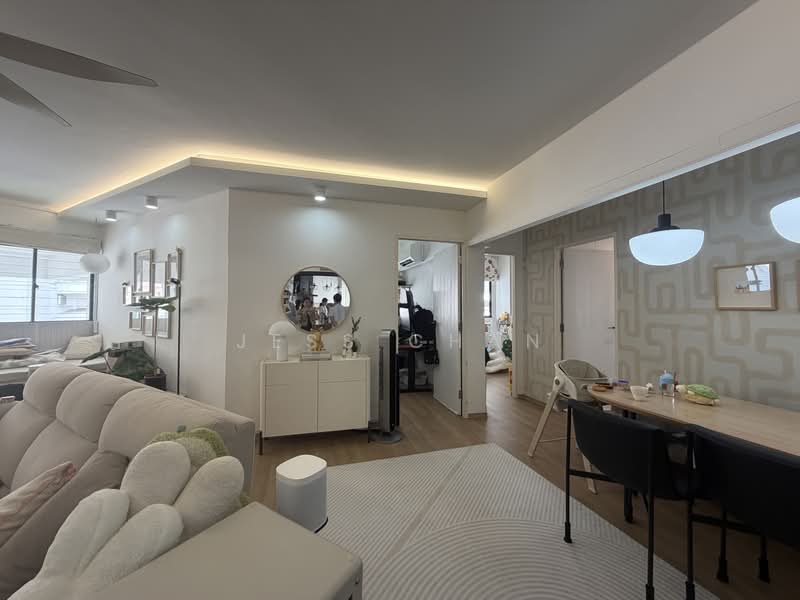 113 Bukit Purmei Road, 113 Bukit Purmei Road, 3 Bedrooms, 1,141 sqft, HDB Flat For Sale, by Jess Chan, 500200147 - Living Room - PropertyGuru.com.sg