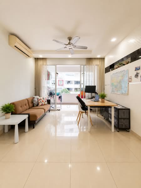 Mi Casa, 315 Choa Chu Kang Avenue 3, 3 Bedrooms, 1,281 sqft, Condominium For Sale, by Ainsley Chong, 500200152 - Living Room - PropertyGuru.com.sg
