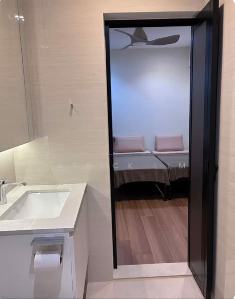 Karikal Lane Terrace House, , Room Rental, 220 sqft, Terraced House For Rent, by Patrick Lim, 500200159 - Ensuite Bathroom within bedroom - PropertyGuru.com.sg