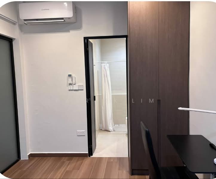 Karikal Lane Terrace House, , Room Rental, 220 sqft, Terraced House For Rent, by Patrick Lim, 500200159 - Bedroom with ensuite Bathroom - PropertyGuru.com.sg