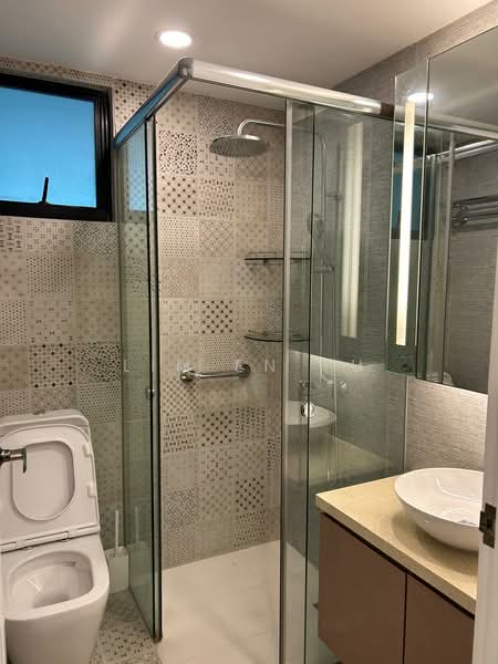 Spring Grove, 53B Grange Road, 4 Bedrooms, 1,787 sqft, Condominium For Rent, by Lim En Yu, 500200161 - Bathroom - PropertyGuru.com.sg