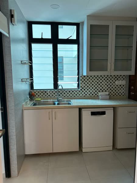 Spring Grove, 53B Grange Road, 4 Bedrooms, 1,787 sqft, Condominium For Rent, by Lim En Yu, 500200161 - Kitchen - PropertyGuru.com.sg