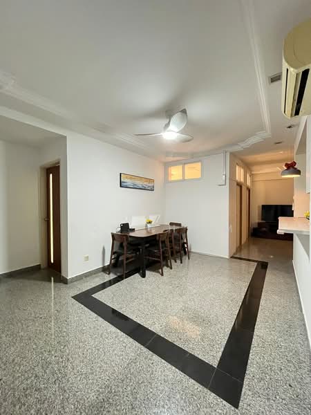 St Francis Court, 90 Saint Francis Road, 4 Bedrooms, 1,270 sqft, Apartment For Sale, by Don Chiam, 500200166 - Dining Room - PropertyGuru.com.sg