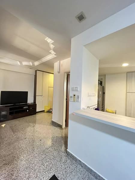 St Francis Court, 90 Saint Francis Road, 4 Bedrooms, 1,270 sqft, Apartment For Sale, by Don Chiam, 500200166 - Living Room - PropertyGuru.com.sg
