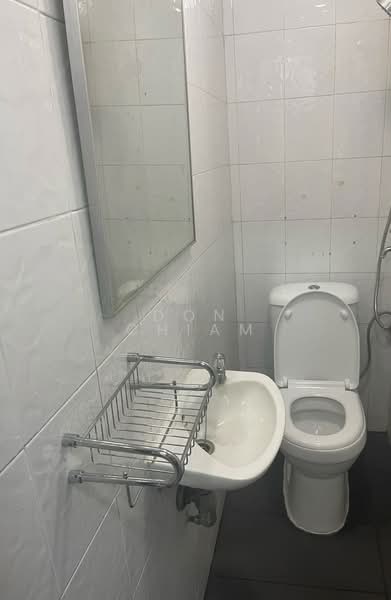 St Francis Court, 90 Saint Francis Road, 4 Bedrooms, 1,270 sqft, Apartment For Sale, by Don Chiam, 500200166 - Bathroom - PropertyGuru.com.sg