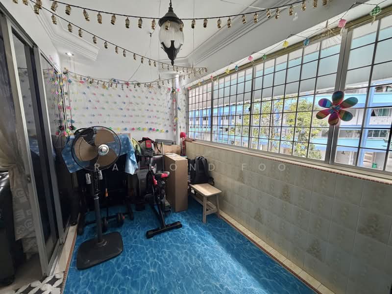 126 Tampines Street 11, 126 Tampines Street 11, 3 Bedrooms, 1,431 sqft, HDB Flat For Sale, by Raymond Foo, 500200186 - Balcony - PropertyGuru.com.sg