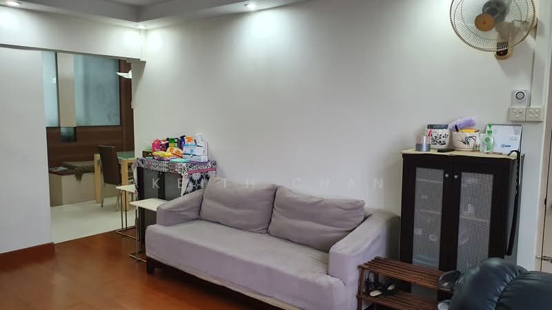 254 Ang Mo Kio Avenue 4, 254 Ang Mo Kio Avenue 4, 3 Bedrooms, 1,044 sqft, HDB Flat For Sale, by Keith Chan, 500200194 - Living Room - PropertyGuru.com.sg